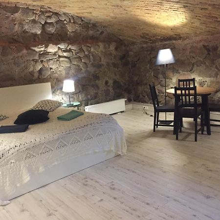 Sleep In Bnb Vilnius Bagian luar foto